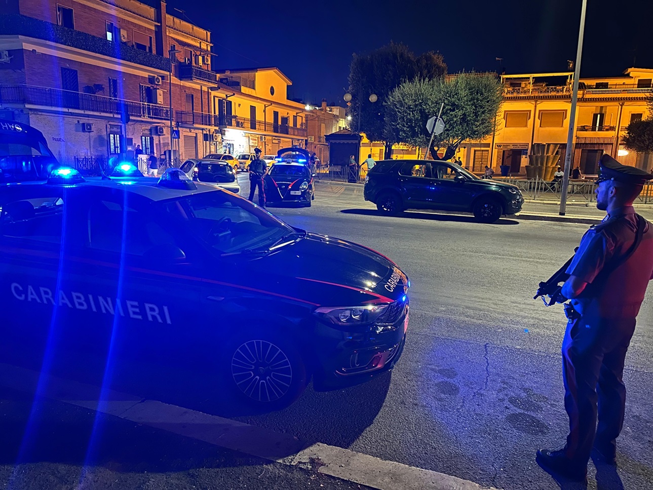 Servizio straordinario di controllo dei Carabinieri nel centro di Tivoli