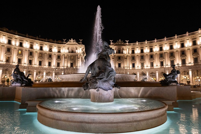 La Fontana delle Naiadi torna visibile al pubblico