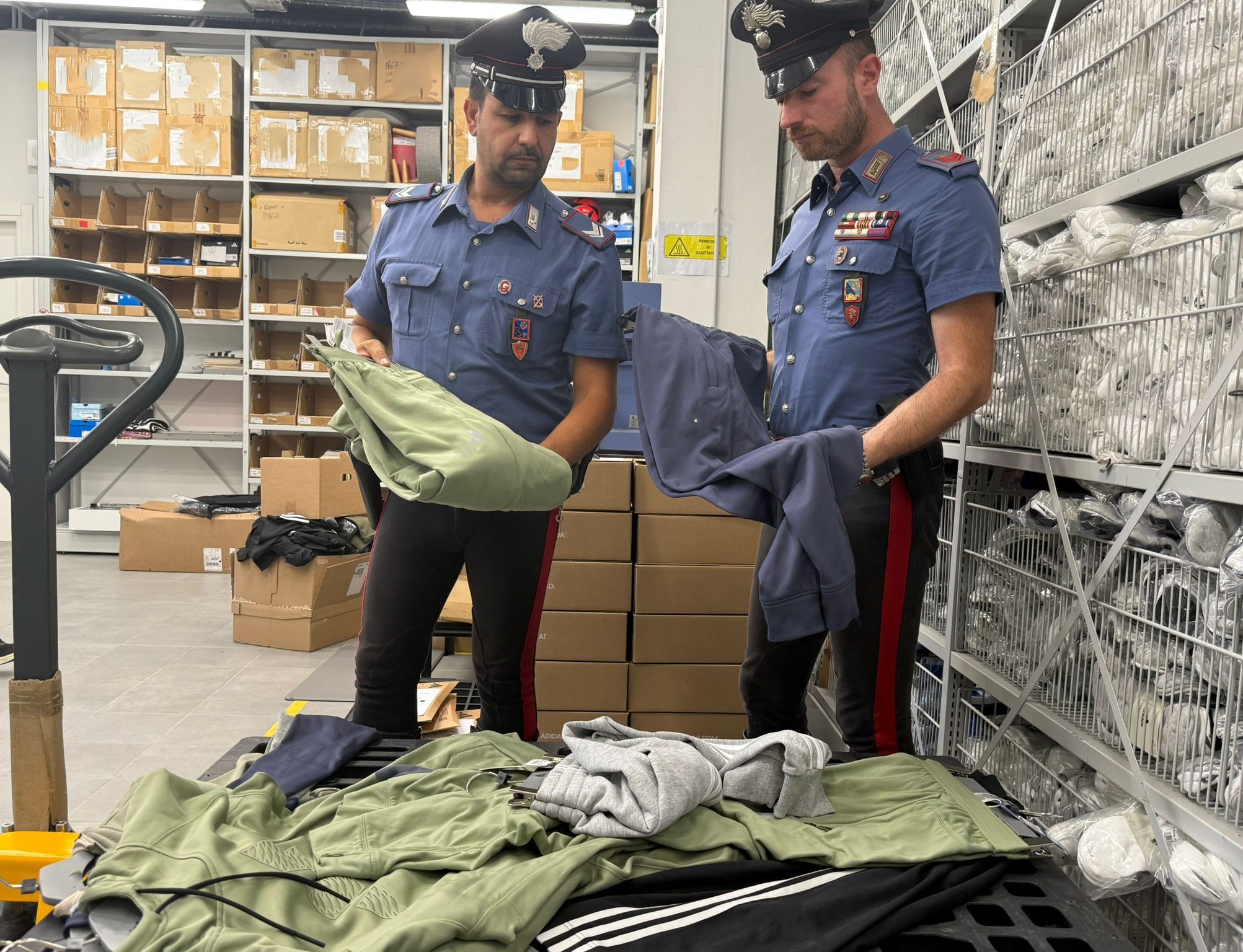 Furto sventato dai Carabinieri all'Outlet di Valmontone