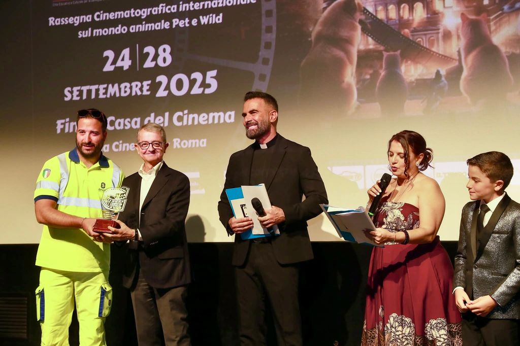 Il Pet Carpet Film Festival Giubileo incorona "Enzo, lui vede con il cuore"