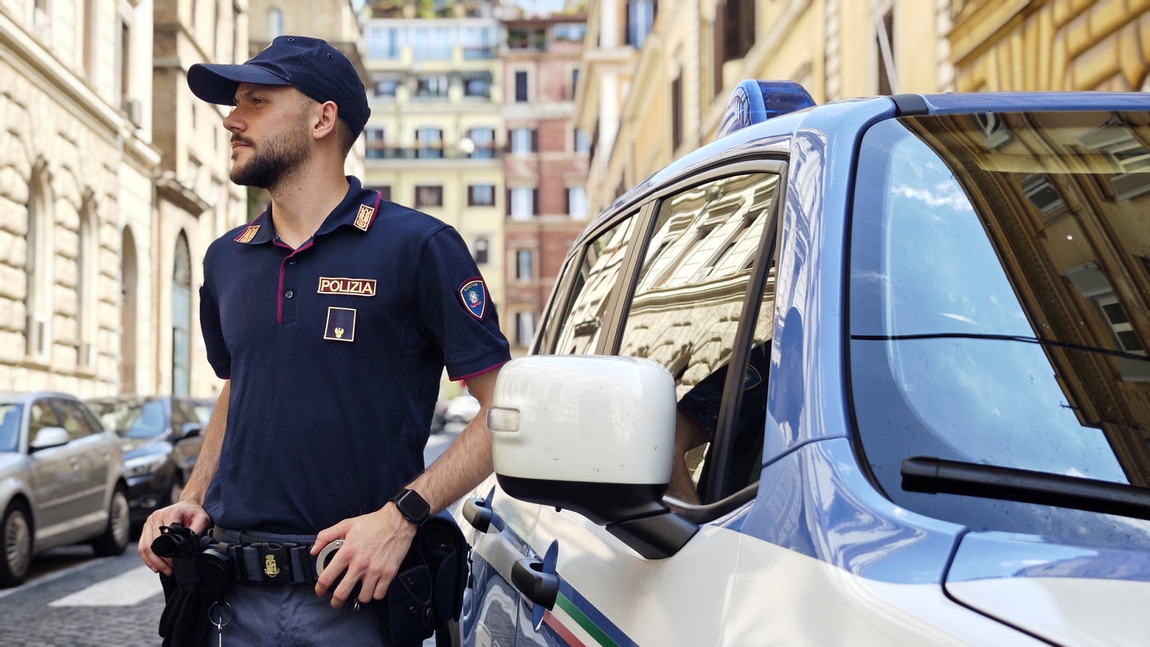 “Falco” della Squadra mobile in azione in abiti civili: furto sventato