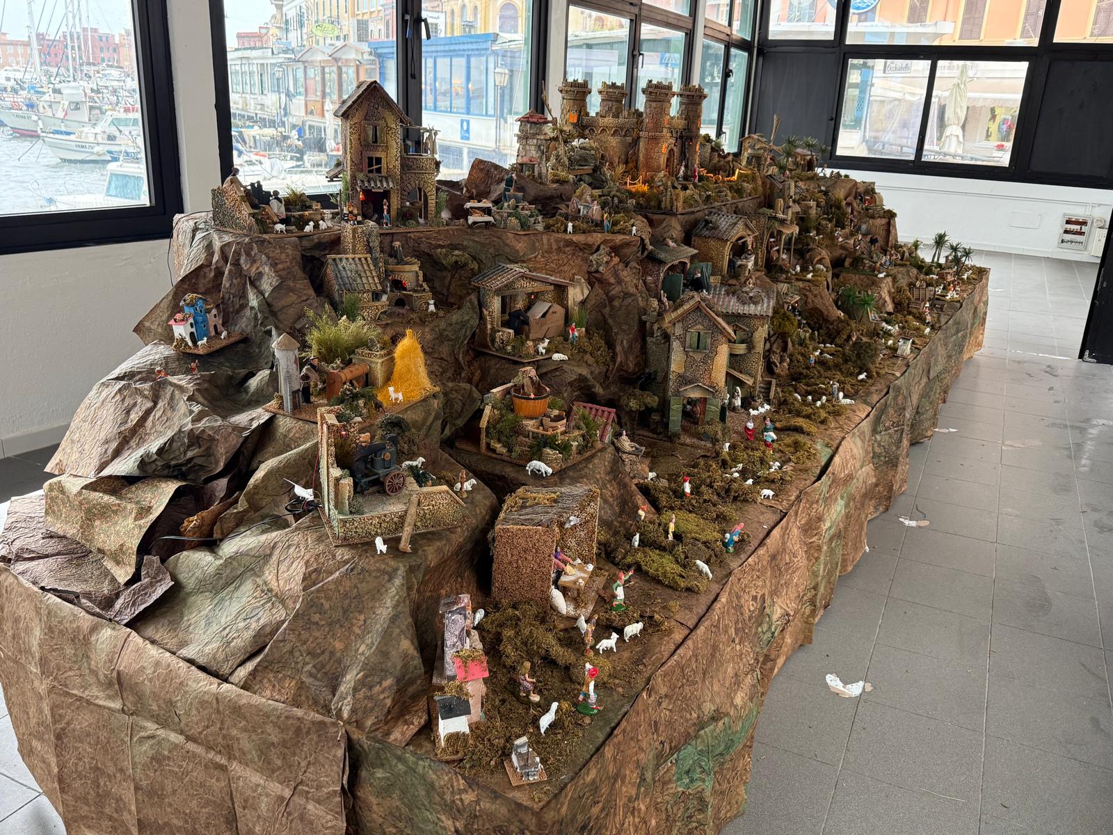 Allestito alla veranda al porto di Anzio un presepe di grande valore