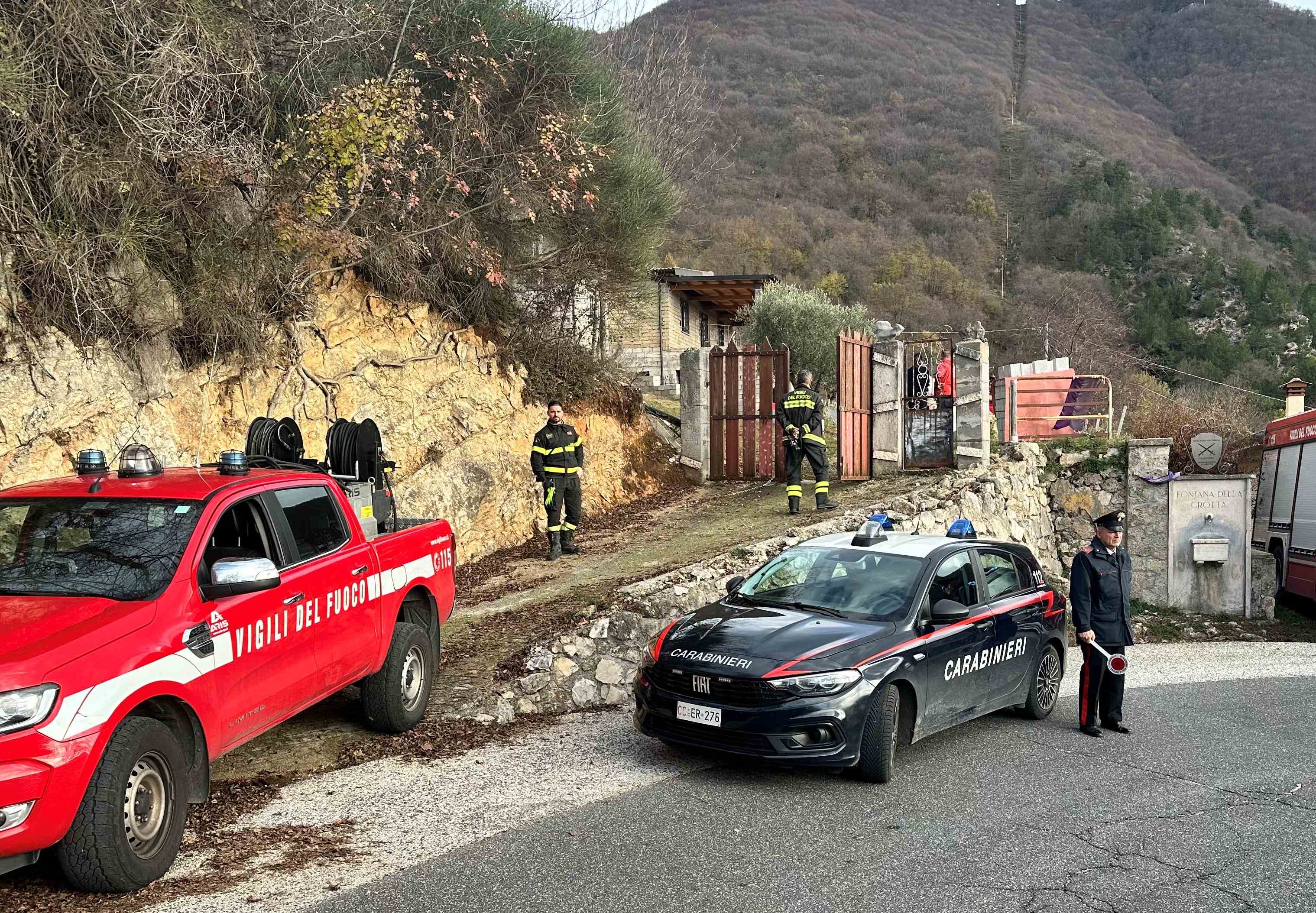Danno fuoco alla casa dei vicini: tre arresti a Subiaco