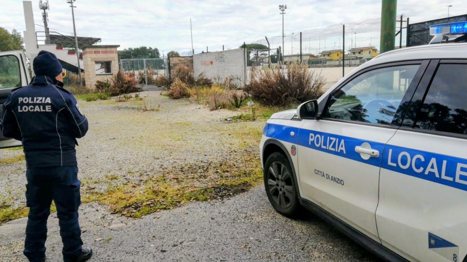 Iniziata ad Anzio la bonifica del centro sportivo di Falasche