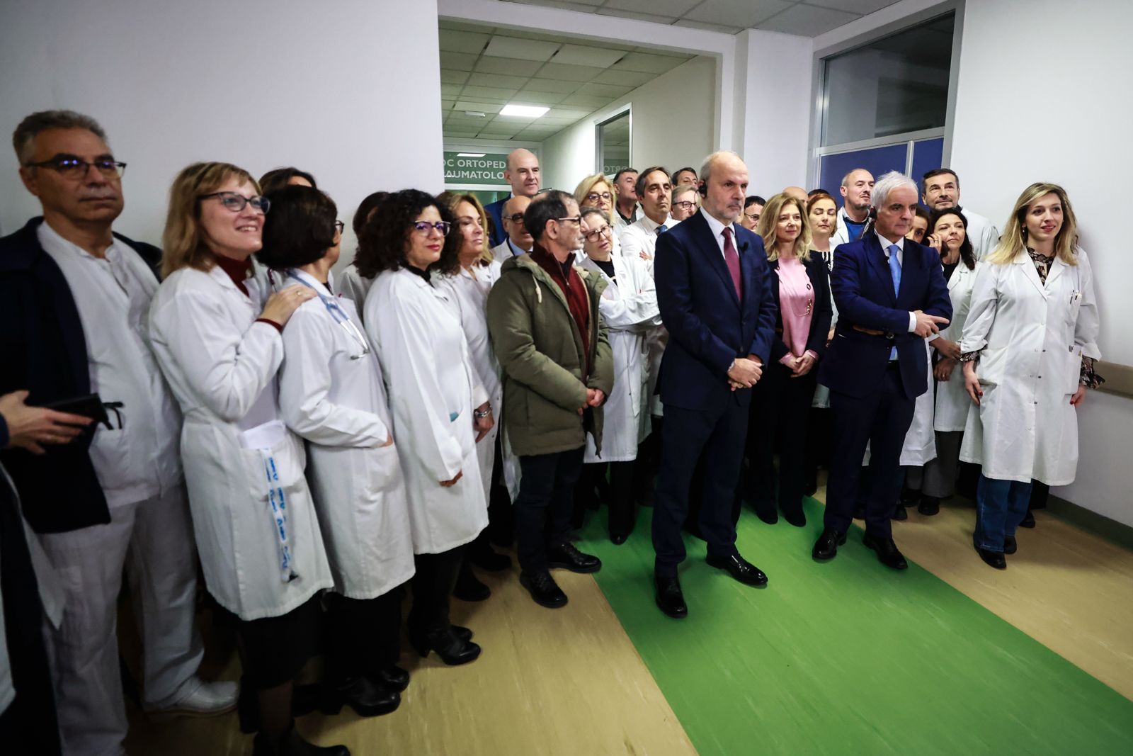 Nel giorno della vigilia di Natale visita del ministro Schillaci al Pertini