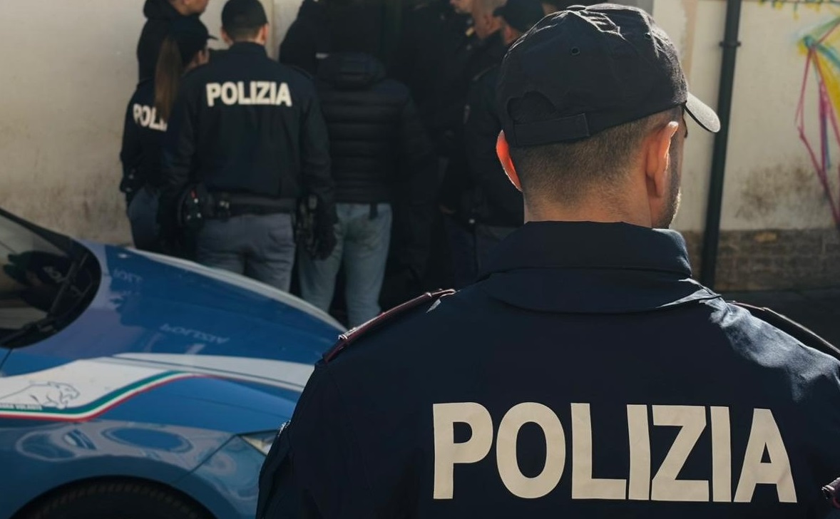 Svaligiatori d'auto arrestati a Castel Romano