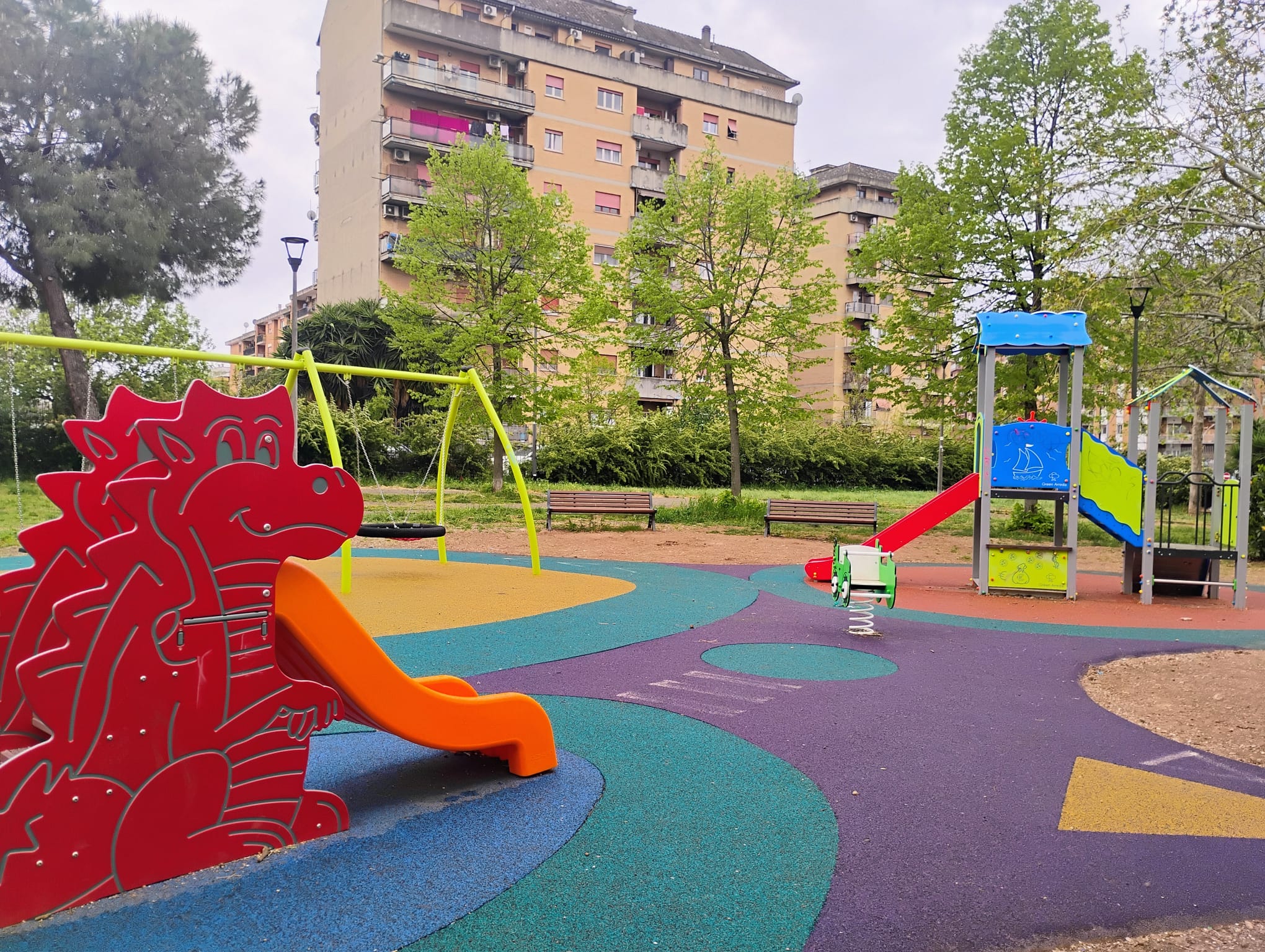 Nuova area ludica nel parco Andrea Campagna riqualificata