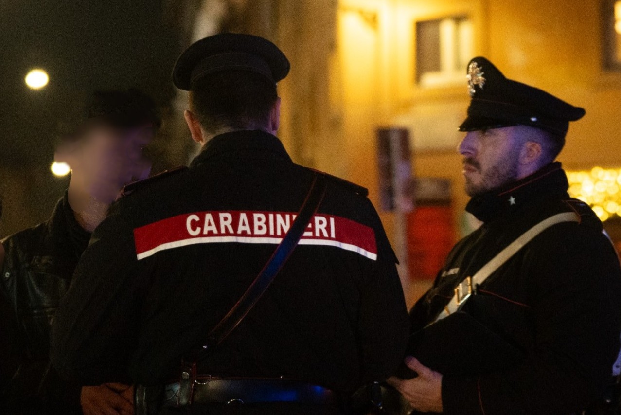 Tentativo di rapina in un bar finisce con un arresto a largo Bilancioni