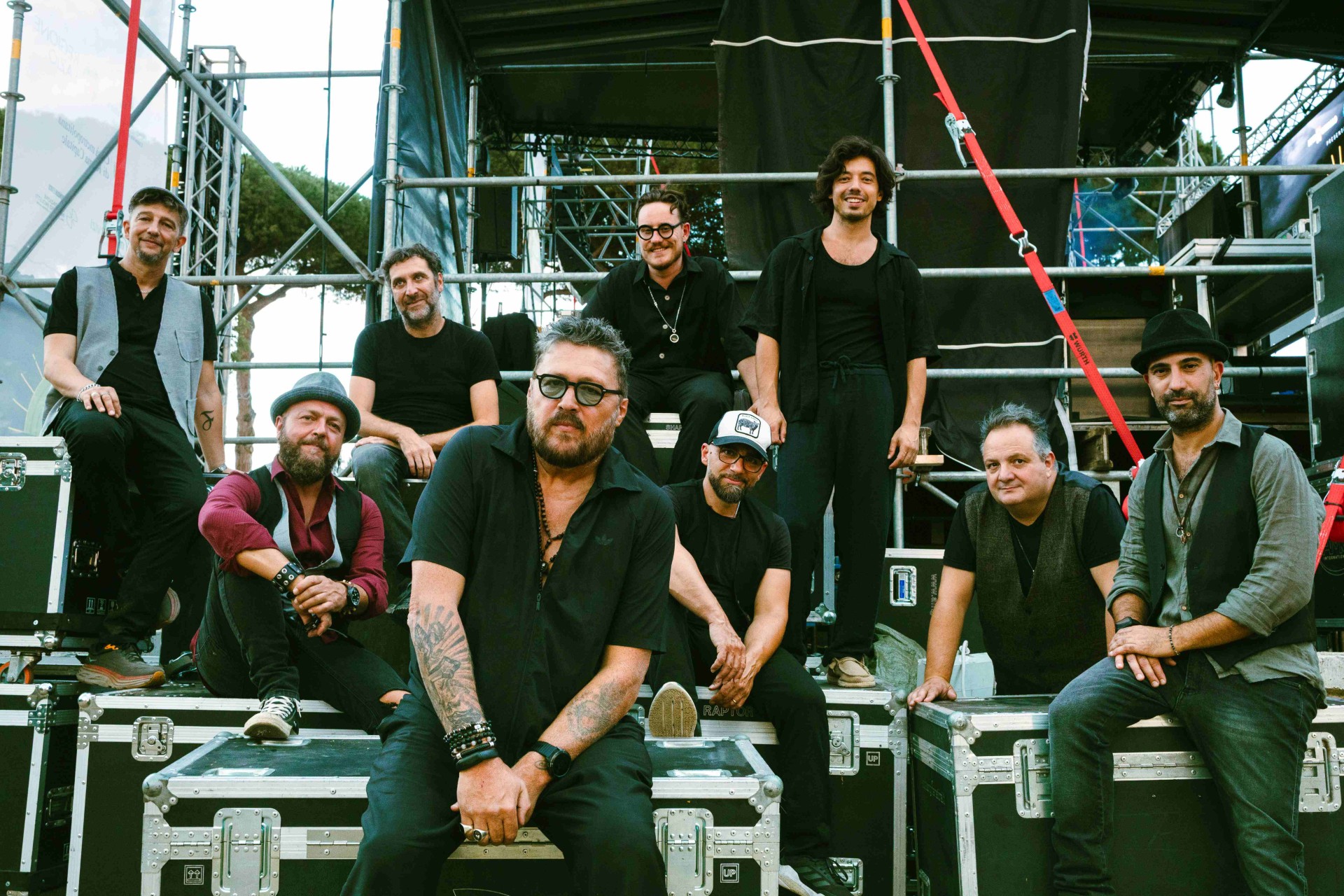 “Bar Califfo” l’Orchestraccia canta Califano al Teatro Brancaccio