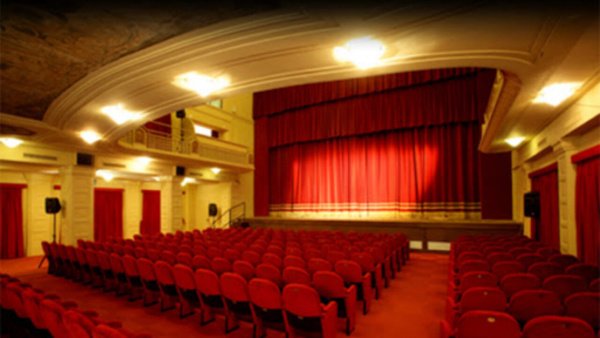 Al Teatro Ghione “B&B – Bed & Brividi” lunedì 25 maggio